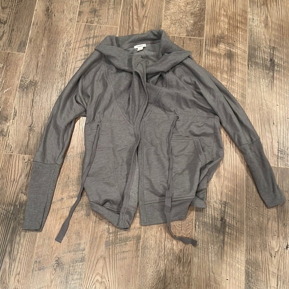 Caslon Woman’s Gray Cardigan Size XS - Picture 1 of 6